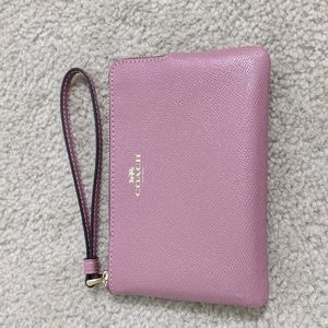 Mauve wristlet